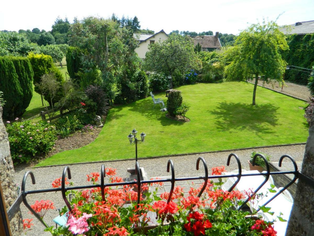 B&B La Seliniere Champ-du-Boult Exterior foto